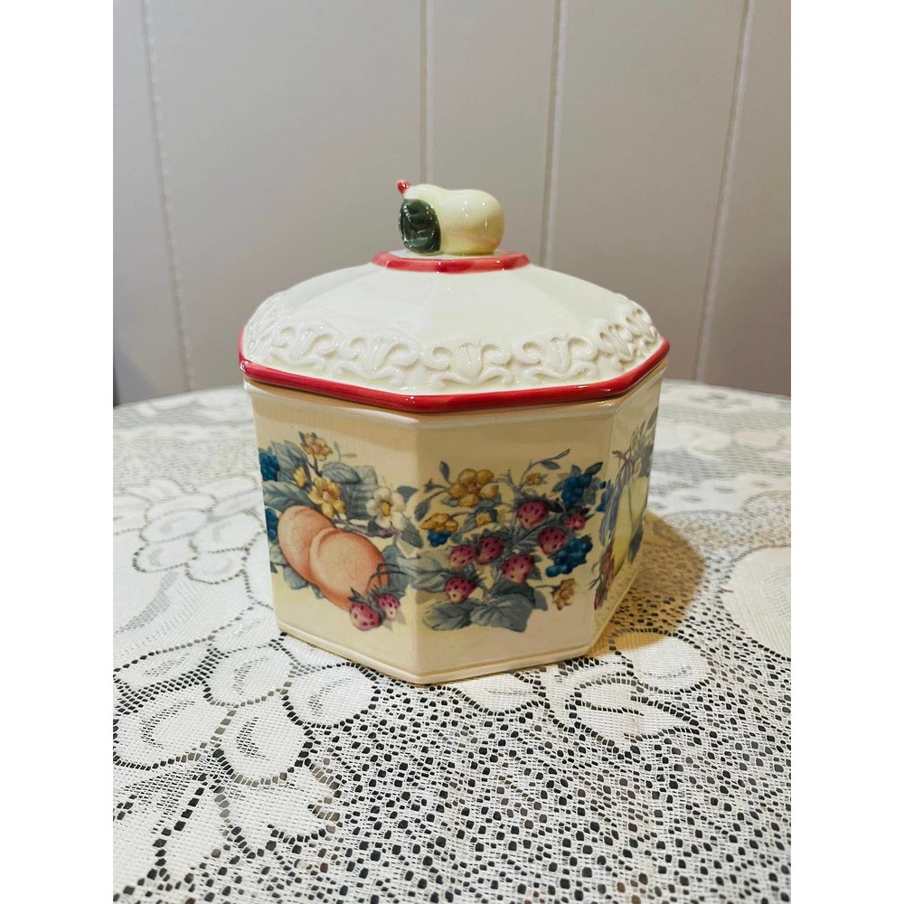 Avon Sweet Country Harvest Ceramic Jar